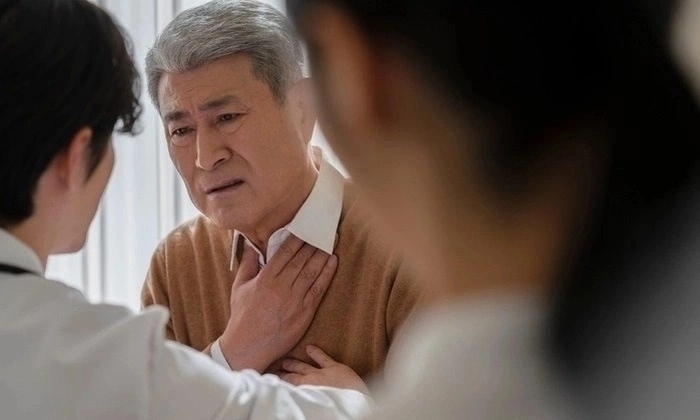 Tôi quyết giữ 10 tỷ và nhà 5 tầng để dưỡng già, không chia thừa kế sớm