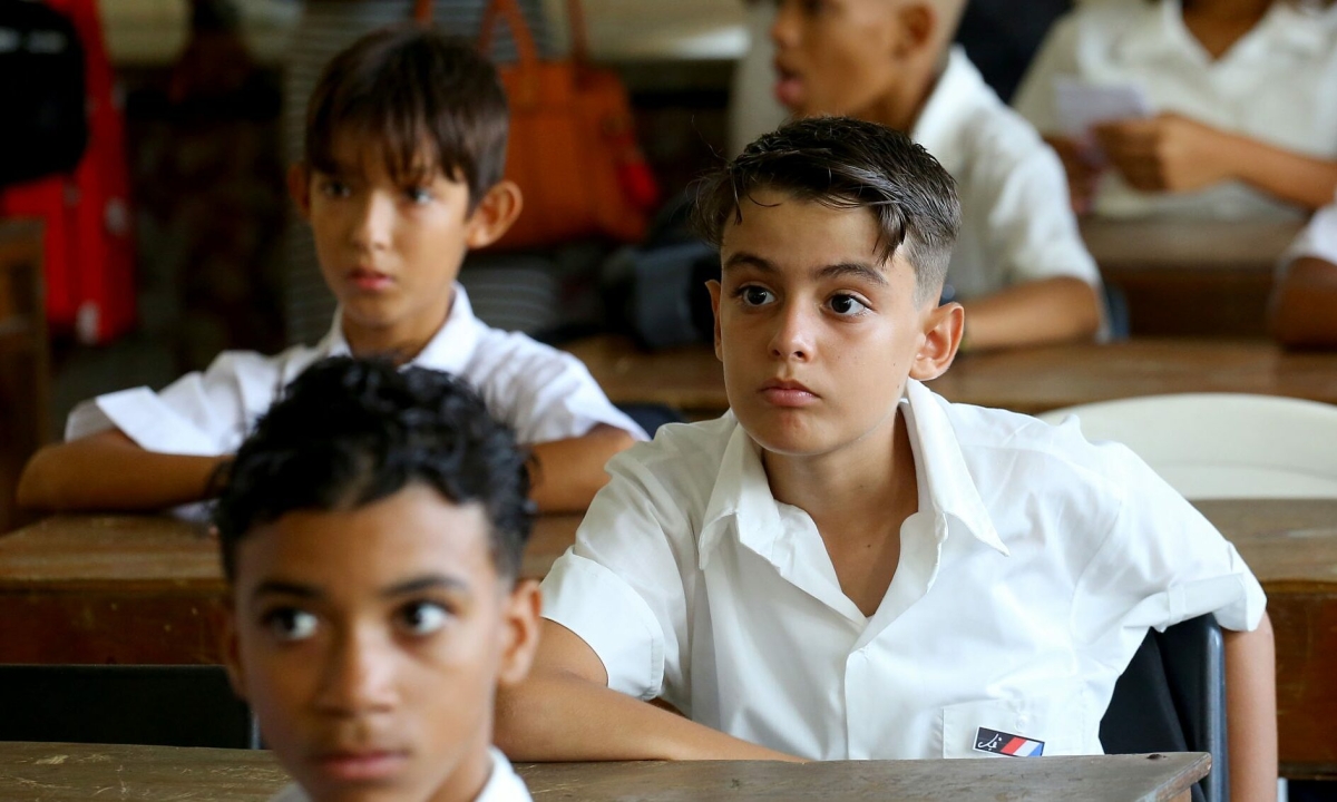 Cuba bỏ thi đại học, bế giảng sớm vì thiếu nhiên liệu