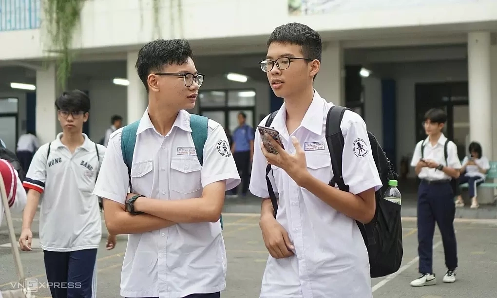 '1 chọi 8' vào lớp 10 Phổ thông Năng khiếu