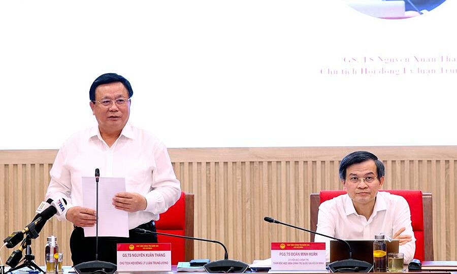 'Xã phường XHCN là cộng đồng hiện đại, không phải bao cấp'