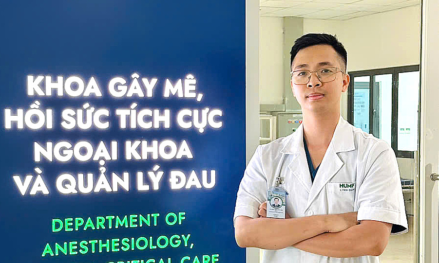 Bác sĩ nội trú Gây mê ba lần đỗ thủ khoa trường Y