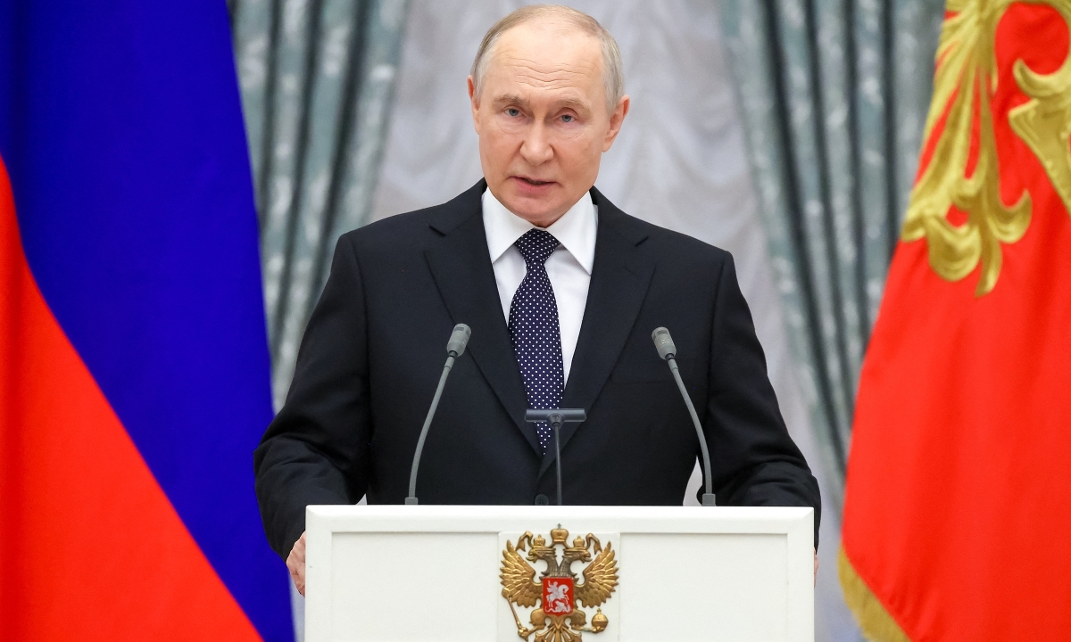 Ông Putin ra lệnh trả đũa Ukraine sau vụ tập kích trường học Lugansk
