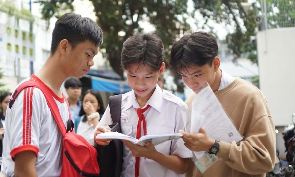 Gần 11.000 thí sinh đua vào lớp 10 trường chuyên
