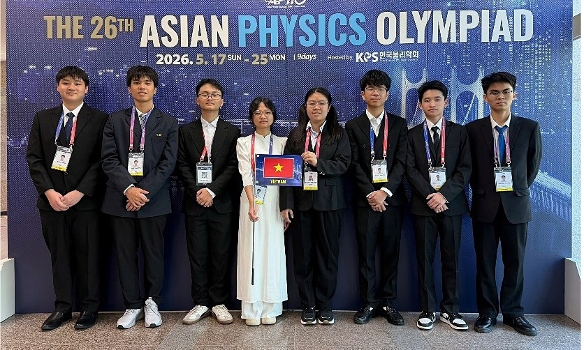 Học sinh Việt vào top 8 Olympic Vật lý châu Á