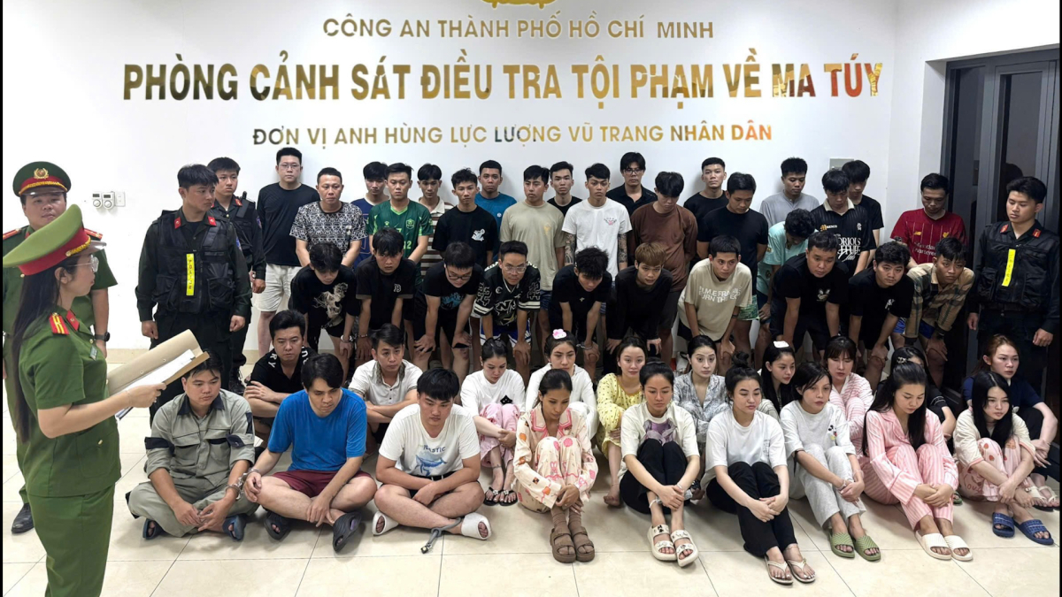 Ập vào kiểm tra quán bar, công an triệt phá đường dây ma túy ở Vũng Tàu