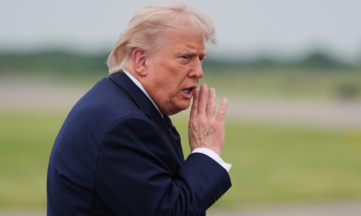 Ông Trump nói 'không vội' chốt thỏa thuận với Iran