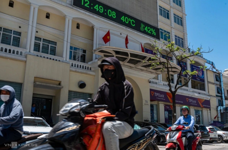 Vì sao nắng nóng Hà Nội hầm hập đến khuya còn TP HCM trời tối là mát mẻ ngay?