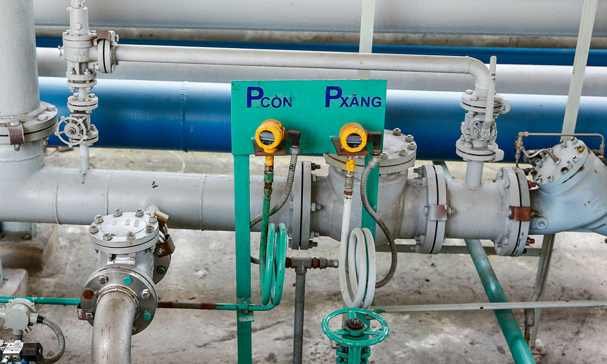 Xăng sinh học E10 tại Việt Nam được pha như thế nào?