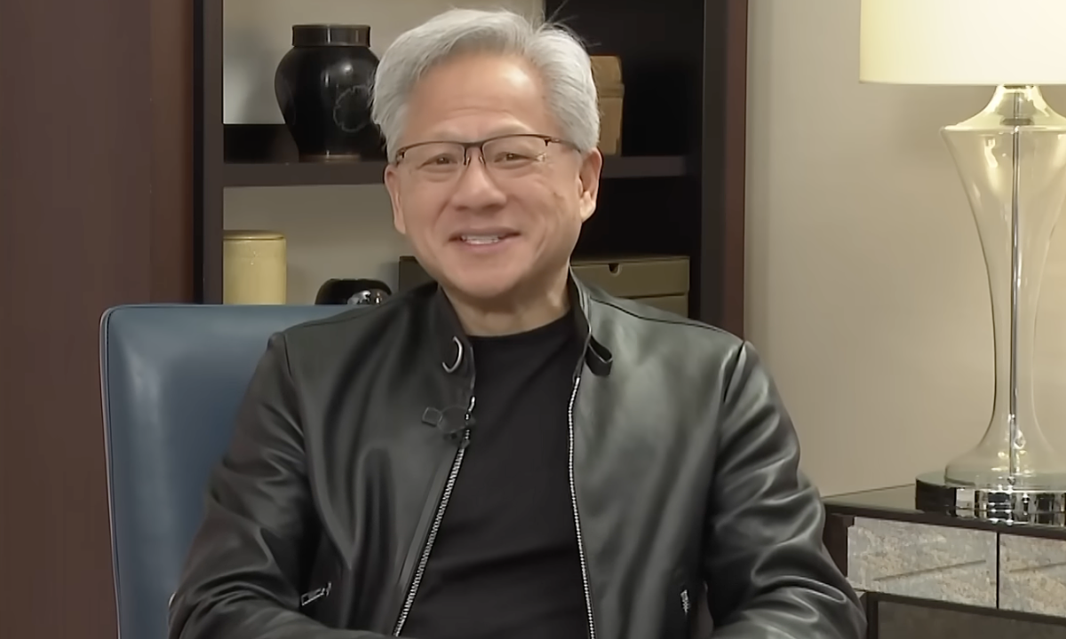 Jensen Huang "ngày nào cũng phê bình" nhân viên