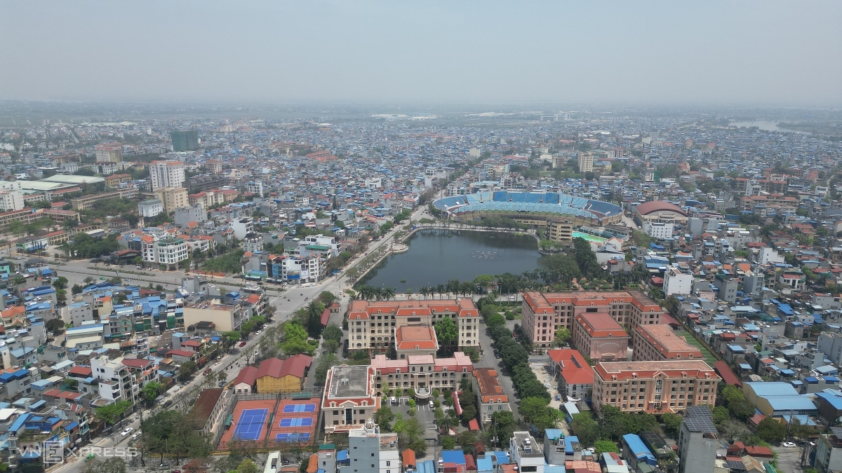 Bỏ cấp huyện, hơn 1.000 nhiệm vụ dồn về cấp xã