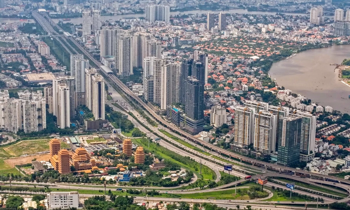 Chuyên gia: TP HCM cần nhiều đô thị vệ tinh đáng sống để giảm tải trung tâm