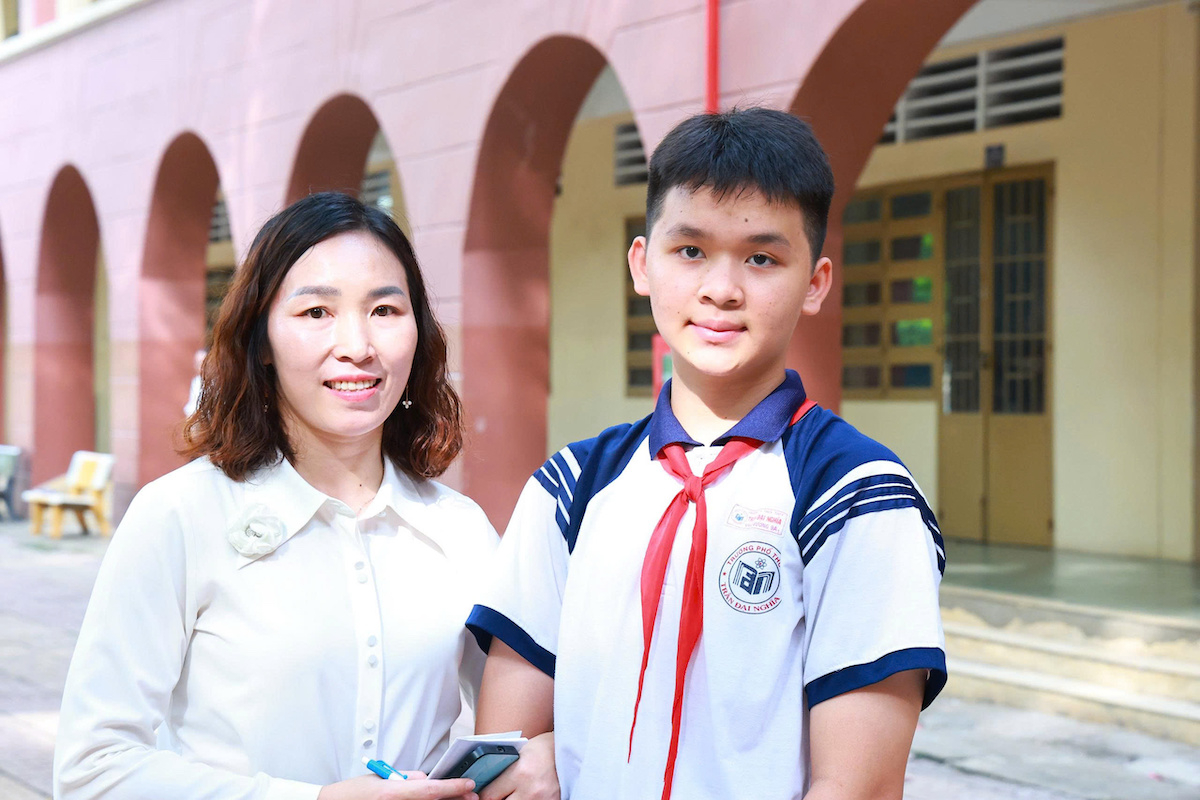 Gia đình có hai con là thủ khoa chuyên Toán
