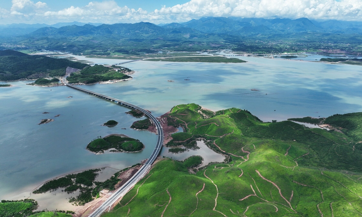Những quyết sách giúp Quảng Ninh bứt phá