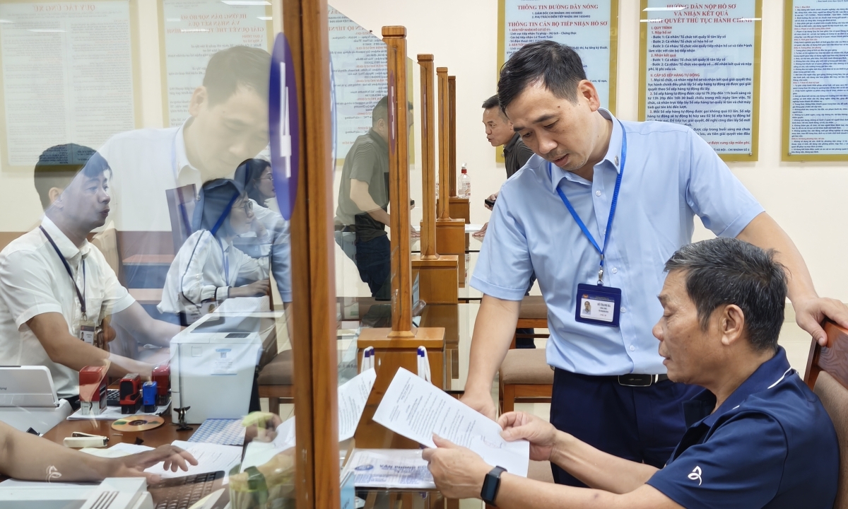Cơ quan Đảng và địa phương được giao 1,88 triệu biên chế năm 2026