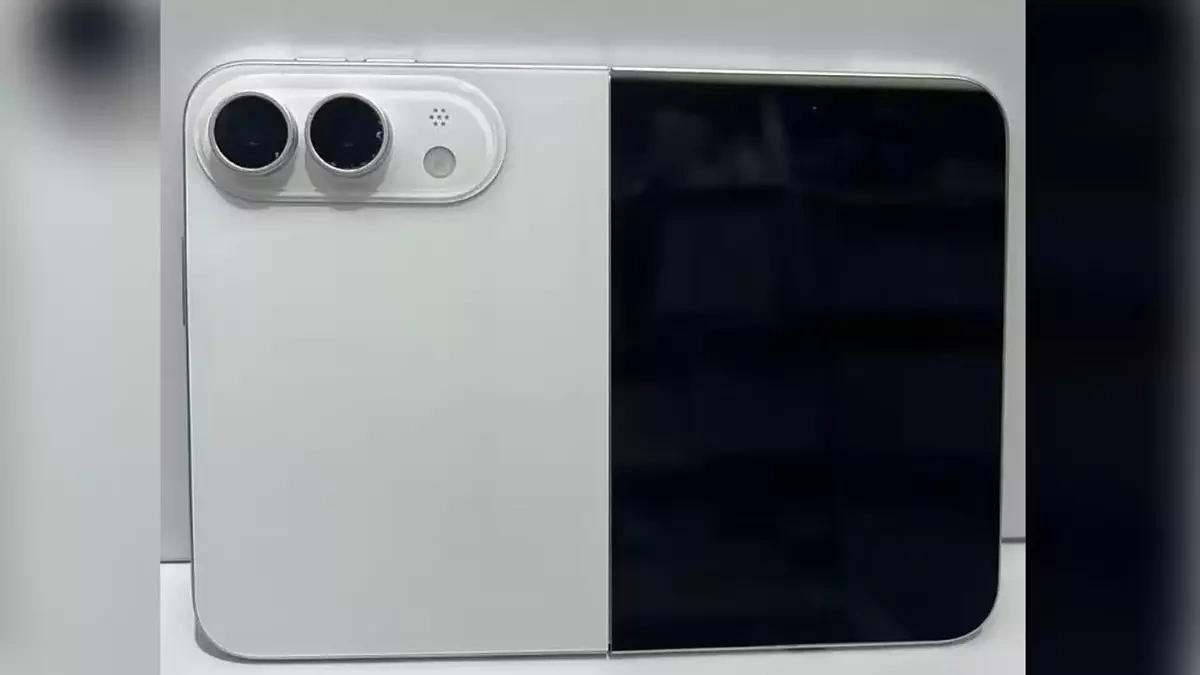 Tranh cãi về thời gian iPhone gập ra mắt