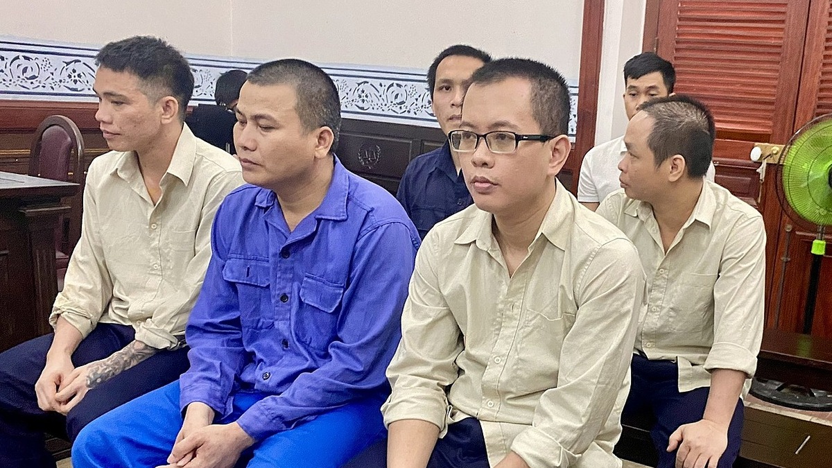 Người cầm đầu đường dây mua bán thận khóc nói 'có nỗi khổ riêng'