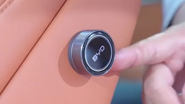 BYD ra mắt 'núm xoay vạn năng' cho ôtô