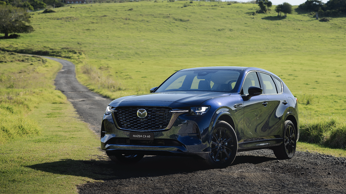 Mazda CX-60 giá 1,699 tỷ đồng tại Việt Nam