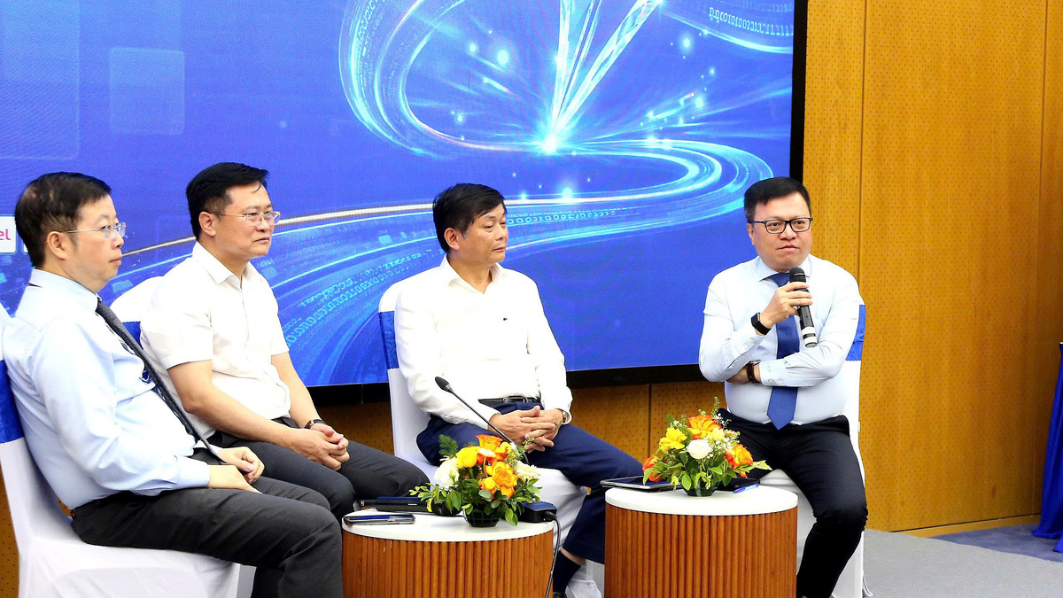 'Tự chủ chiến lược là sống còn với báo chí'