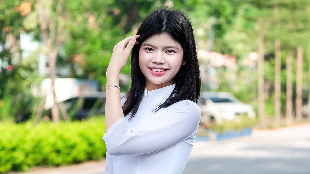 Nữ sinh ba lần là thủ khoa Toán, Tin ở Hà Nội