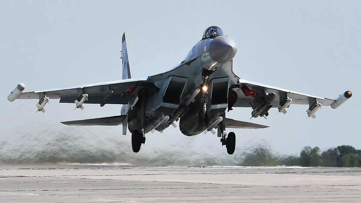 NATO, Ukraine treo thưởng để tìm cách vô hiệu hóa sân bay Nga