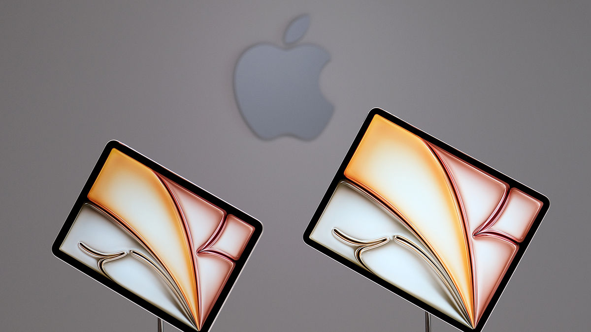 MacBook and iPad prices simultaneously increased sharply in Vietnam