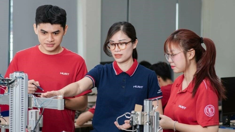 Điểm chuẩn Đại học Bách khoa Hà Nội ba năm qua