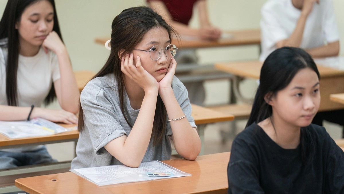 Công thức tính điểm xét tốt nghiệp THPT năm 2026