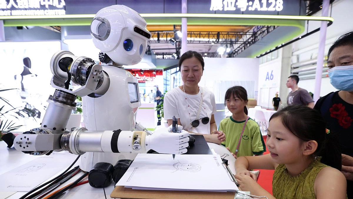 Rào cản khiến robot hình người khó phổ biến trong thực tế
