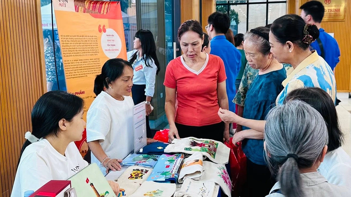 Người già tìm việc