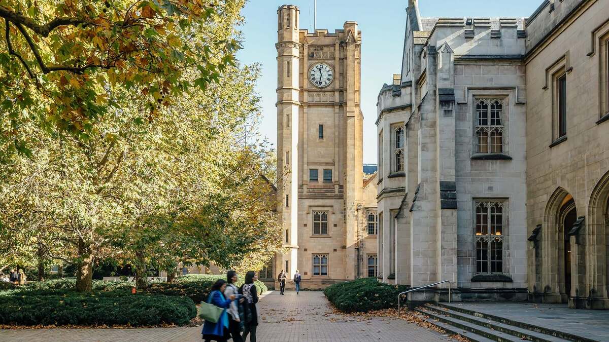 Phí visa với du học sinh Australia tăng sốc