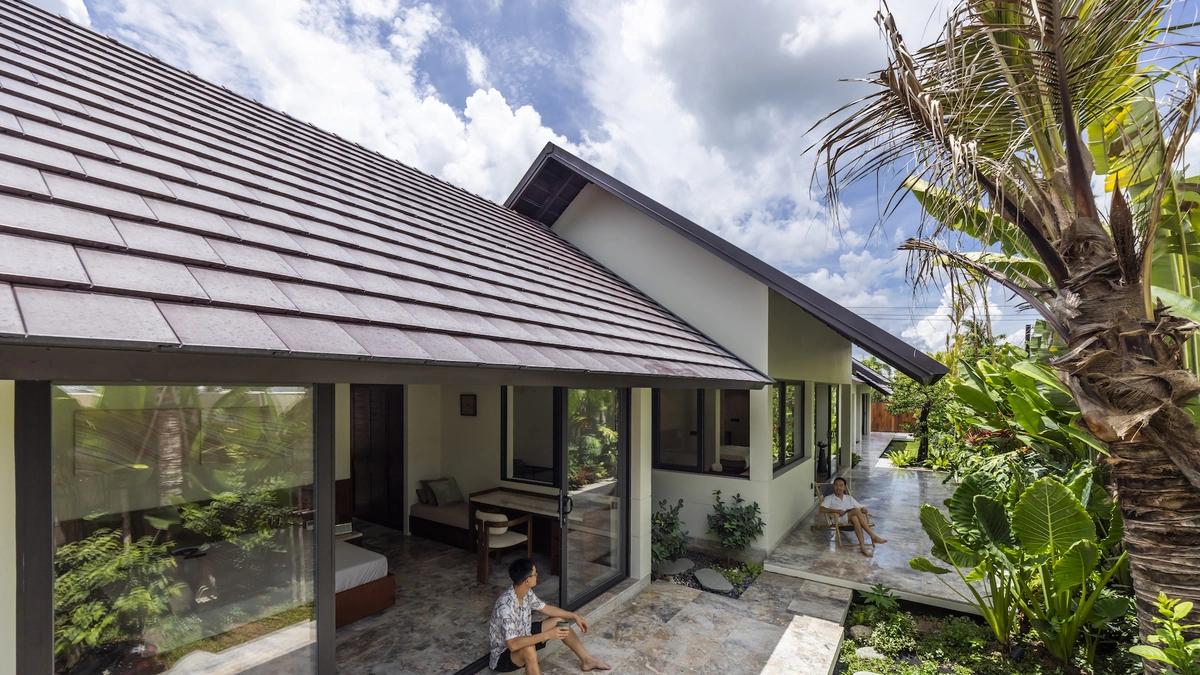 Biệt thự 580 m2 lấy cảm hứng từ nhà bè miền Tây