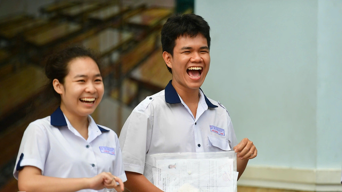 Hà Tĩnh, Tuyên Quang dẫn đầu tỷ lệ điểm 10 Toán thi tốt nghiệp
