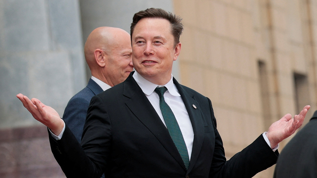 Elon Musk 'bóp' chi tiêu AI của nhân viên Tesla