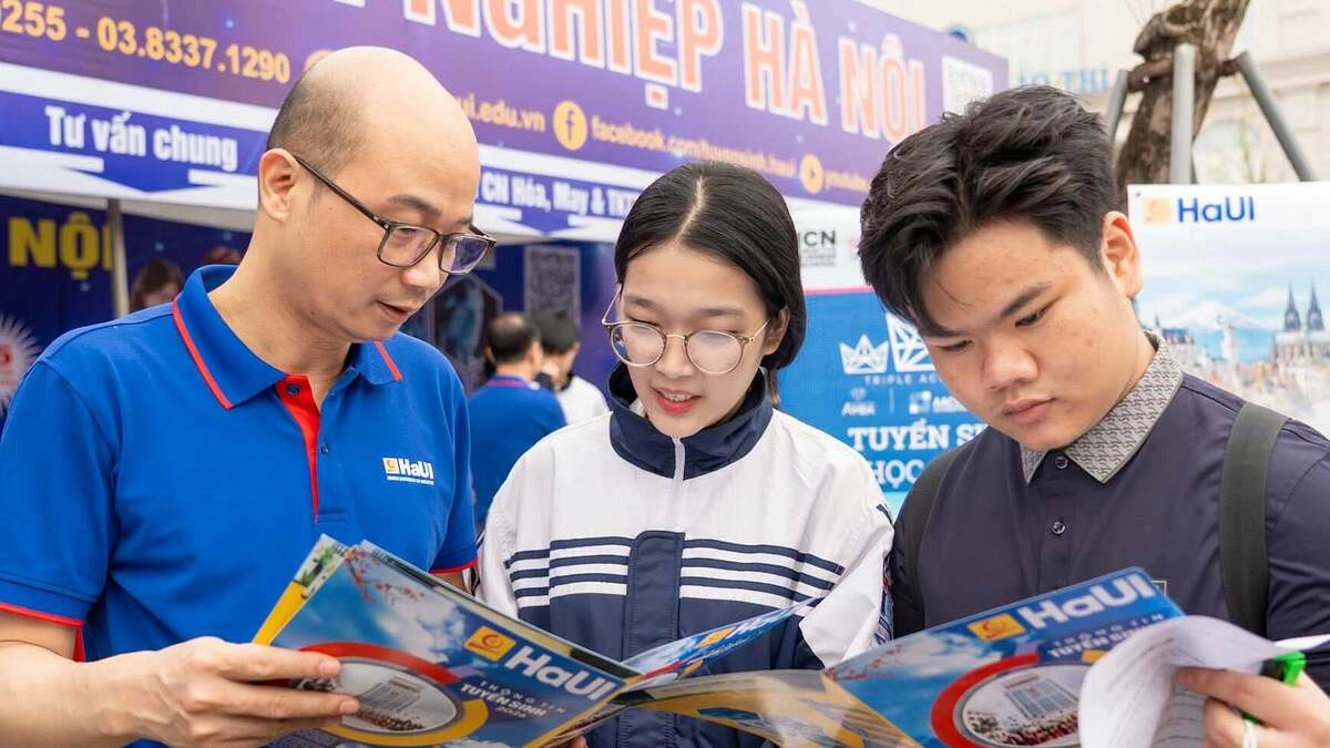 Điểm sàn Đại học Công nghiệp Hà Nội là 17-20