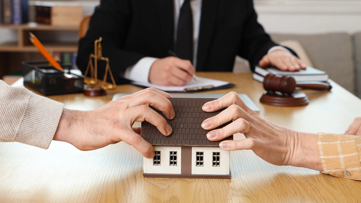 Góp tiền cho chồng mua nhà trước hôn nhân, tôi có được chia khi ly hôn?