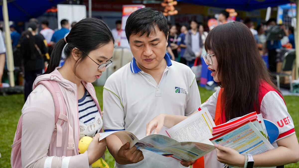 Đại học Kinh tế - Tài chính TP HCM nhận hồ sơ xét tuyển từ 15 điểm