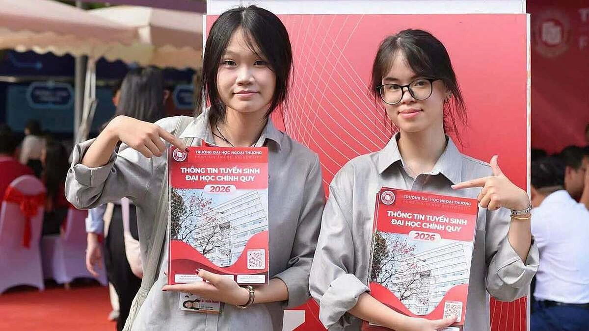 Đại học Ngoại thương đổi cách tính điểm SAT và HSA