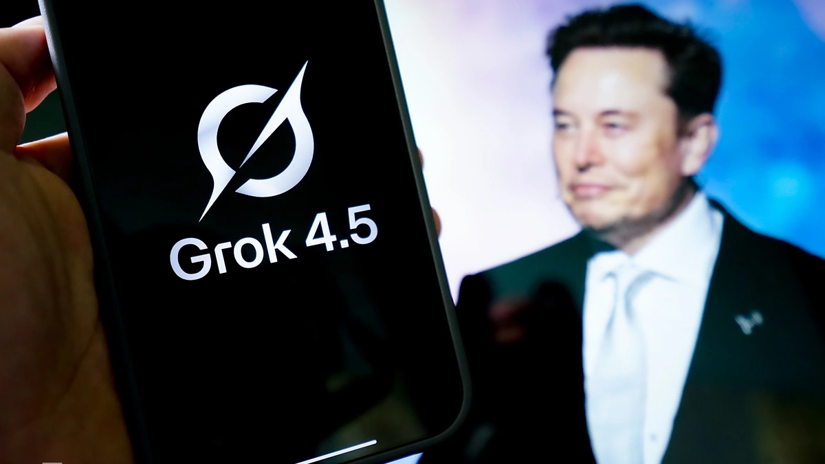 SpaceXAI của Musk ra mô hình đầu tiên sau khi đổi tên