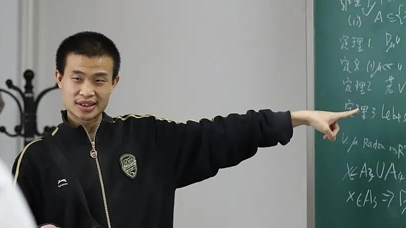 'Thần đồng' Toán giành giải thưởng khoa học danh giá