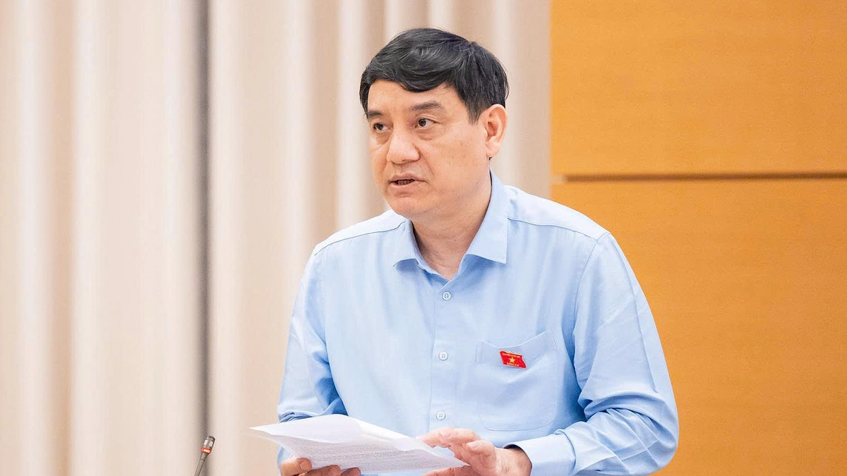 'Kỳ thi hai trong một đang bộc lộ nhiều bất cập'