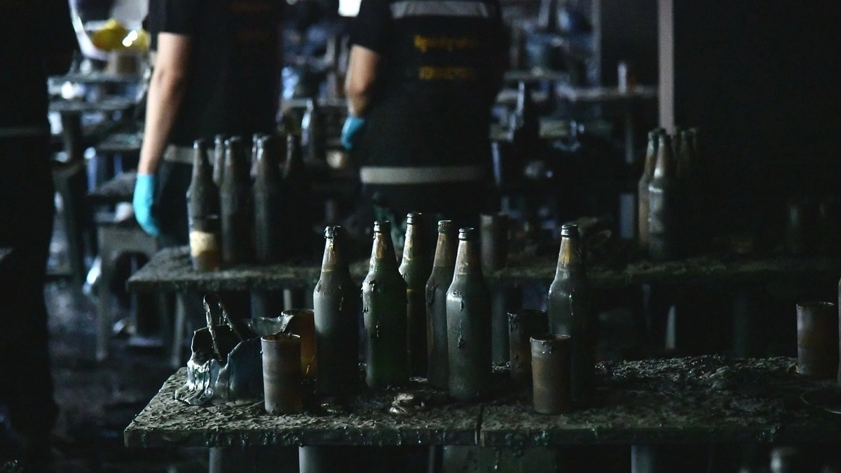 'Bẫy tử thần' khiến 33 người chết trong vụ cháy quán pub Thái Lan