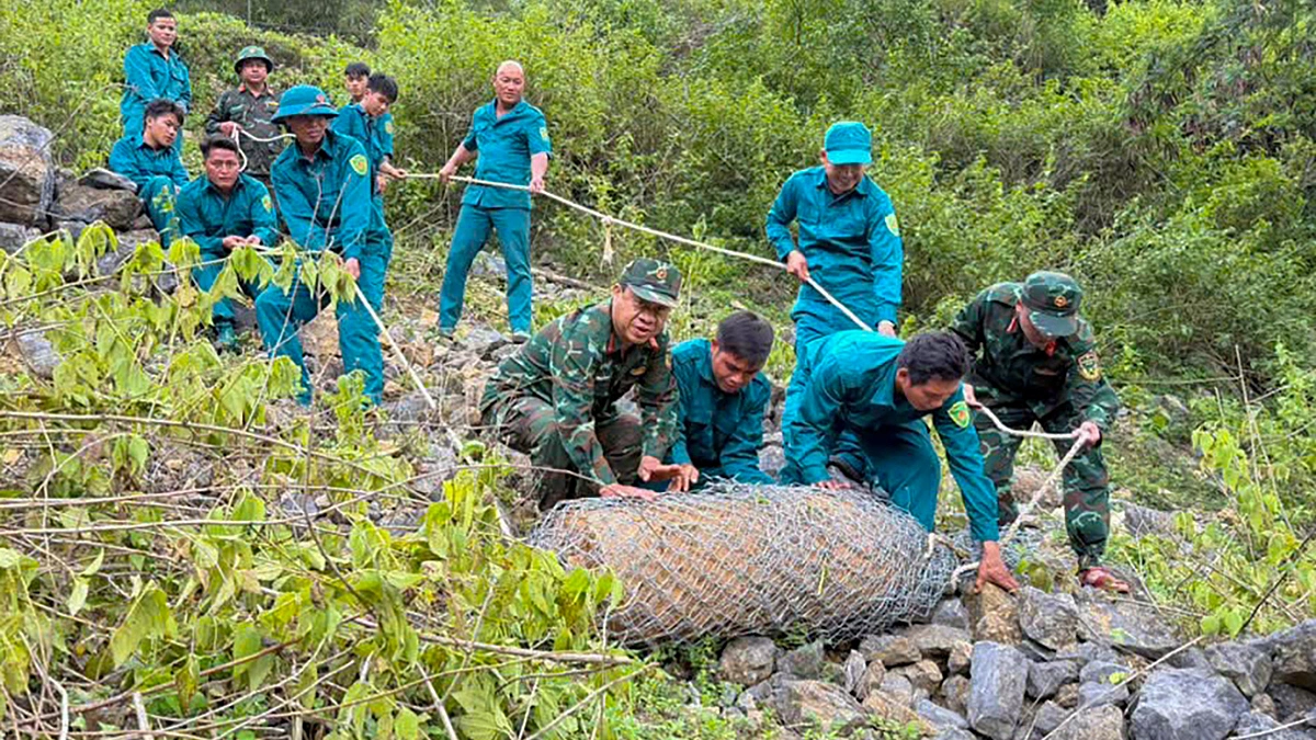 Phát hiện bom 350 kg khi đào móng nhà