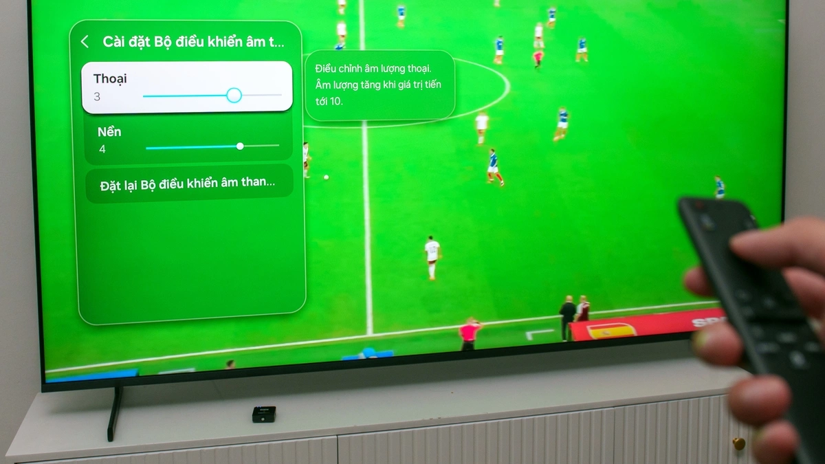 Cách tắt tiếng bình luận bóng đá trên TV Samsung 2026