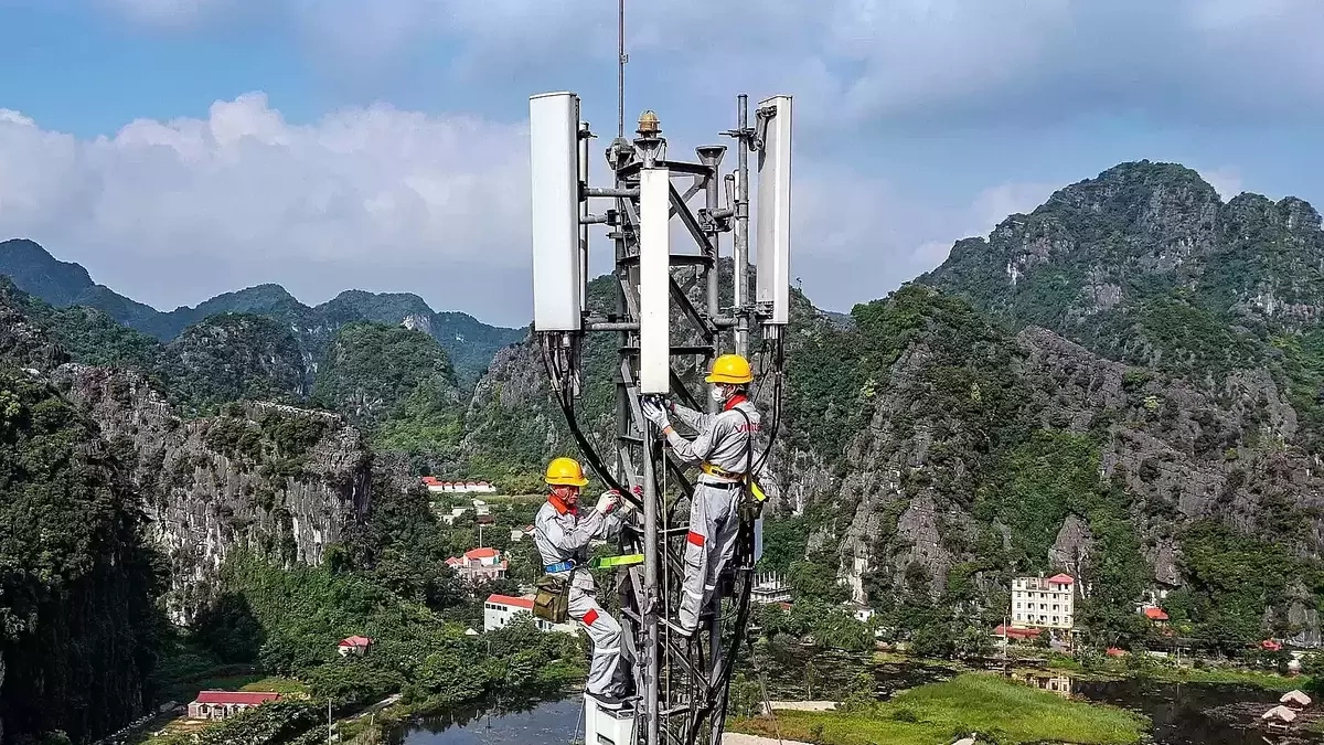 Băng tần 900 MHz giá khởi điểm hơn 1.000 tỷ đồng