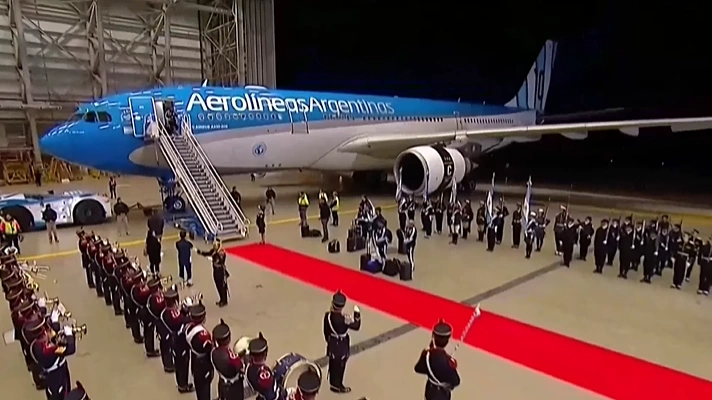 Argentina trải thảm đỏ đón đội tuyển về nước sau World Cup