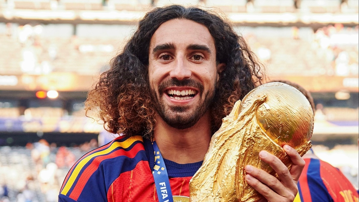 Cucurella khẳng định sẽ xăm hình HLV để mừng vô địch World Cup