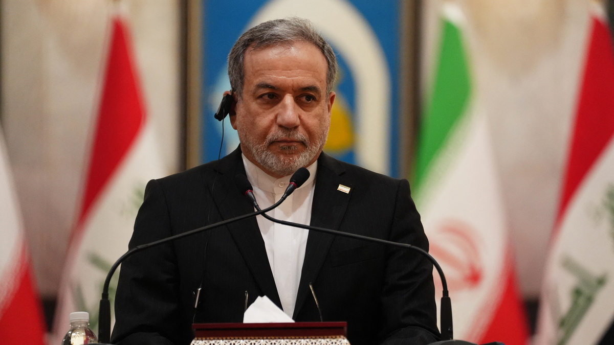 Iran dọa đáp trả tương xứng nếu Mỹ phá cầu, nhà máy điện