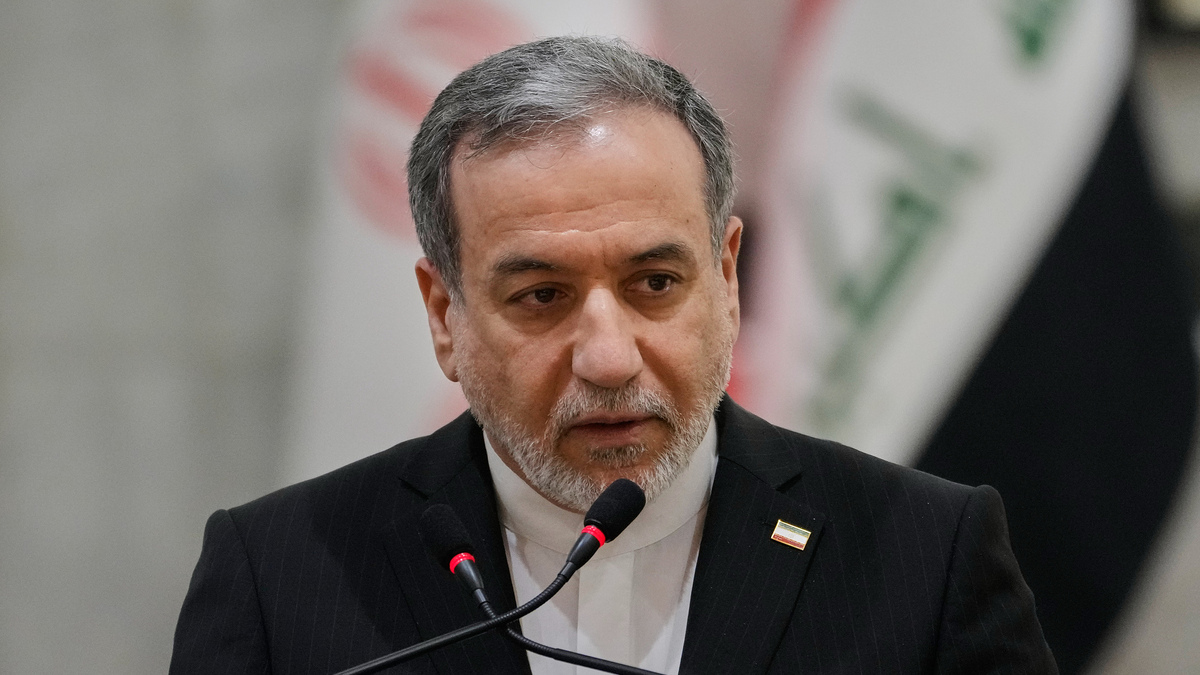 Iran cảnh báo đáp trả Ukraine vì vụ tập kích tàu hàng ở biển Caspi