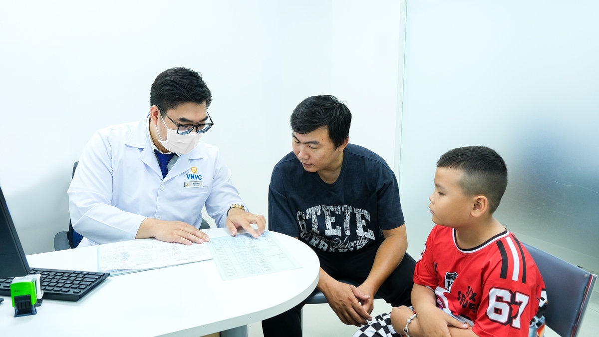Rà soát lịch sử tiêm chủng cho học sinh toàn quốc